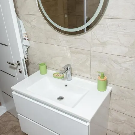 Apartman Tadic 페일